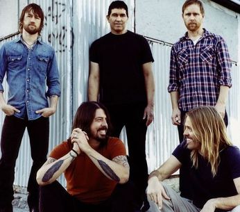 Foo Fighters míří do Prahy, přivezou s sebou Wasting Light